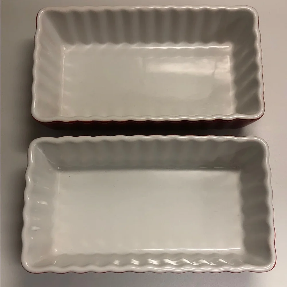 HOUSEWARES INTERNATIONAL RED CASSEROLE DISHES • SET OF 2 • 6” x 3.5”